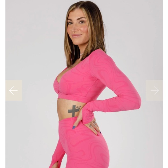 NWT Paragon top - Reversible - Picture 7 of 10